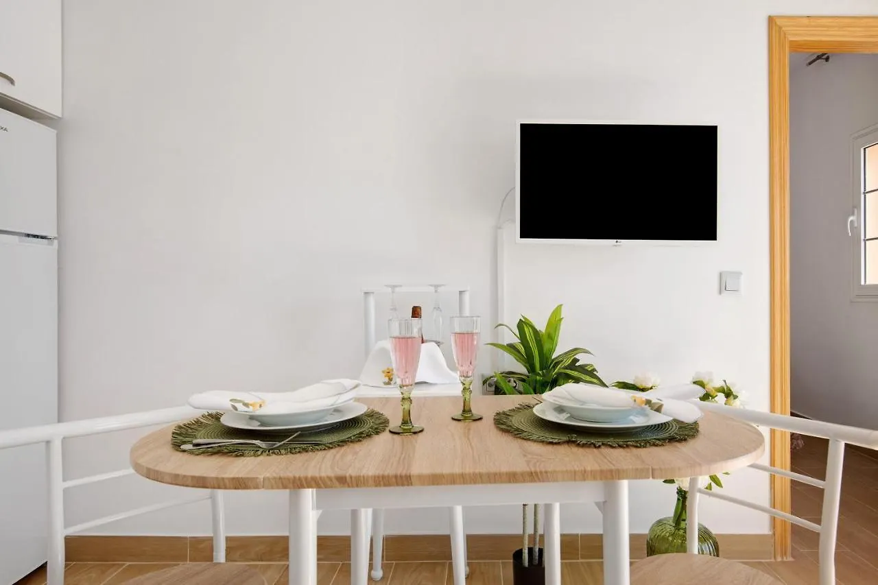טרחלחו Apartamento El Naranjo Con Jacuzzi ספרד